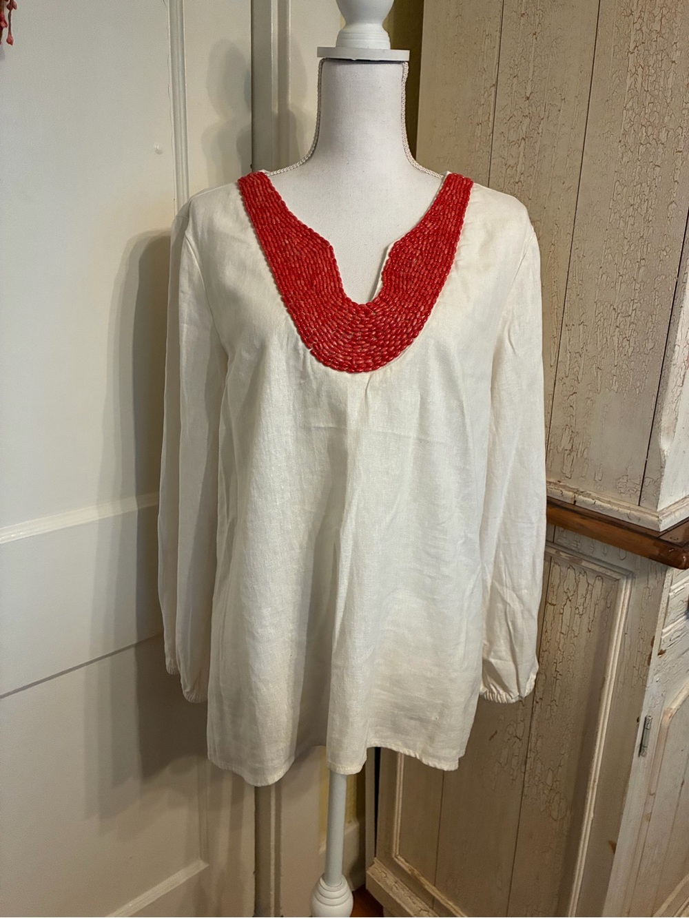 Isaac Mizrahi White Tunic with Red Beaded V-Neckline